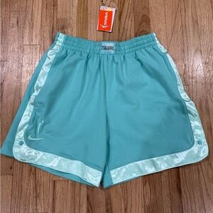 Nike NY Liberty Basketball Shorts NWT